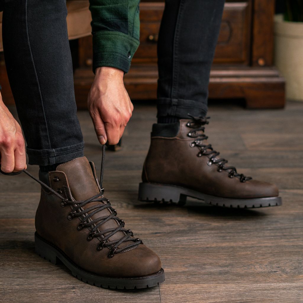 Top-Down Perspective Showing Lacing System & Tongue Craftsmanship