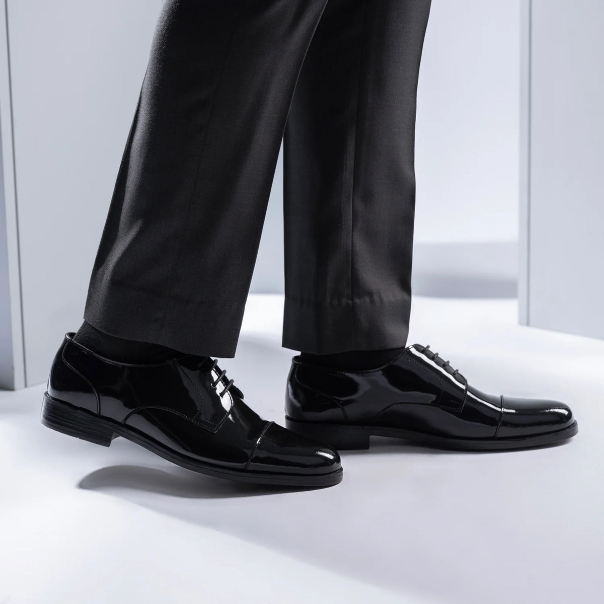 Top-Down Perspective Showing Lacing System & Tongue Craftsmanship