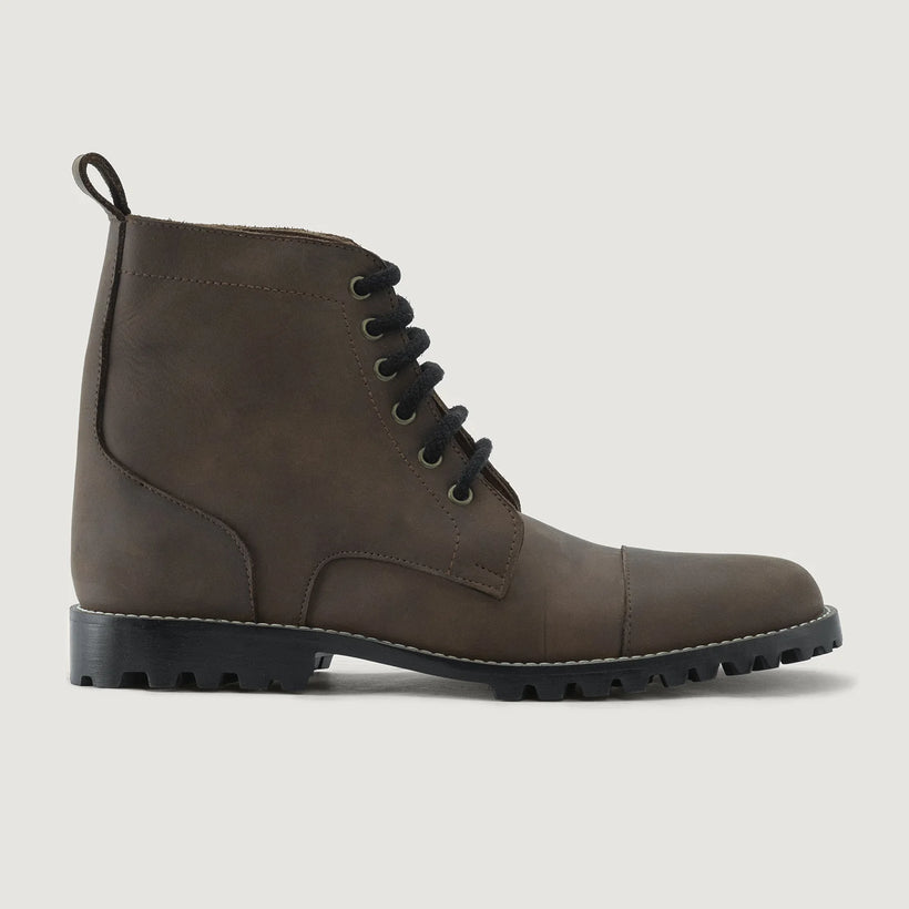 Knight Derby Waxed Brown Pullup Leather Boots - TerraGrip