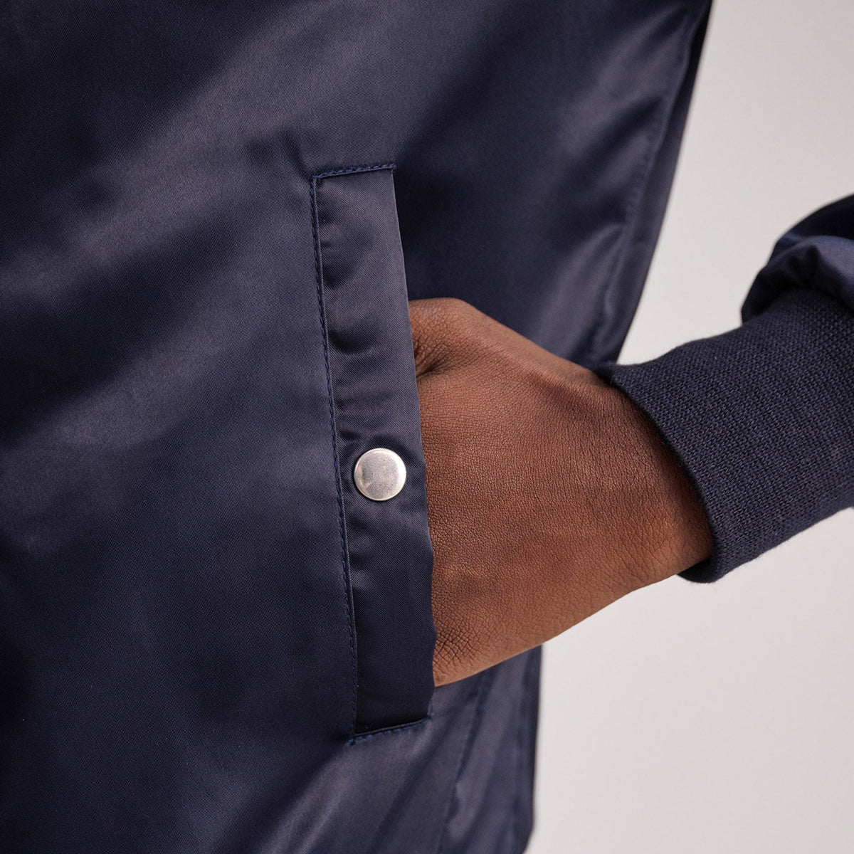 
Interior View Showing Quilted Polyester Lining & Dual Inside Utility Storage Pockets