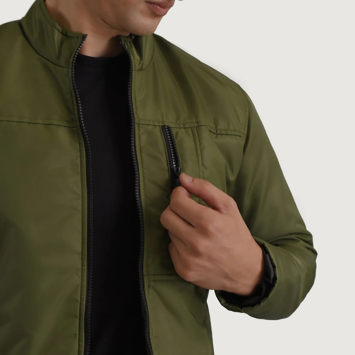 
Interior View Showing Quilted Viscose Lining & Dual Inside Utility Storage Pockets