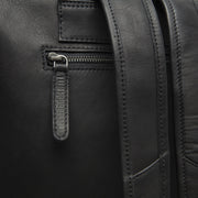 
100% Full-Grain Wax Pull-Up 100% Full-Grain Leather Grain Texture & Handcrafted Patina Detail
