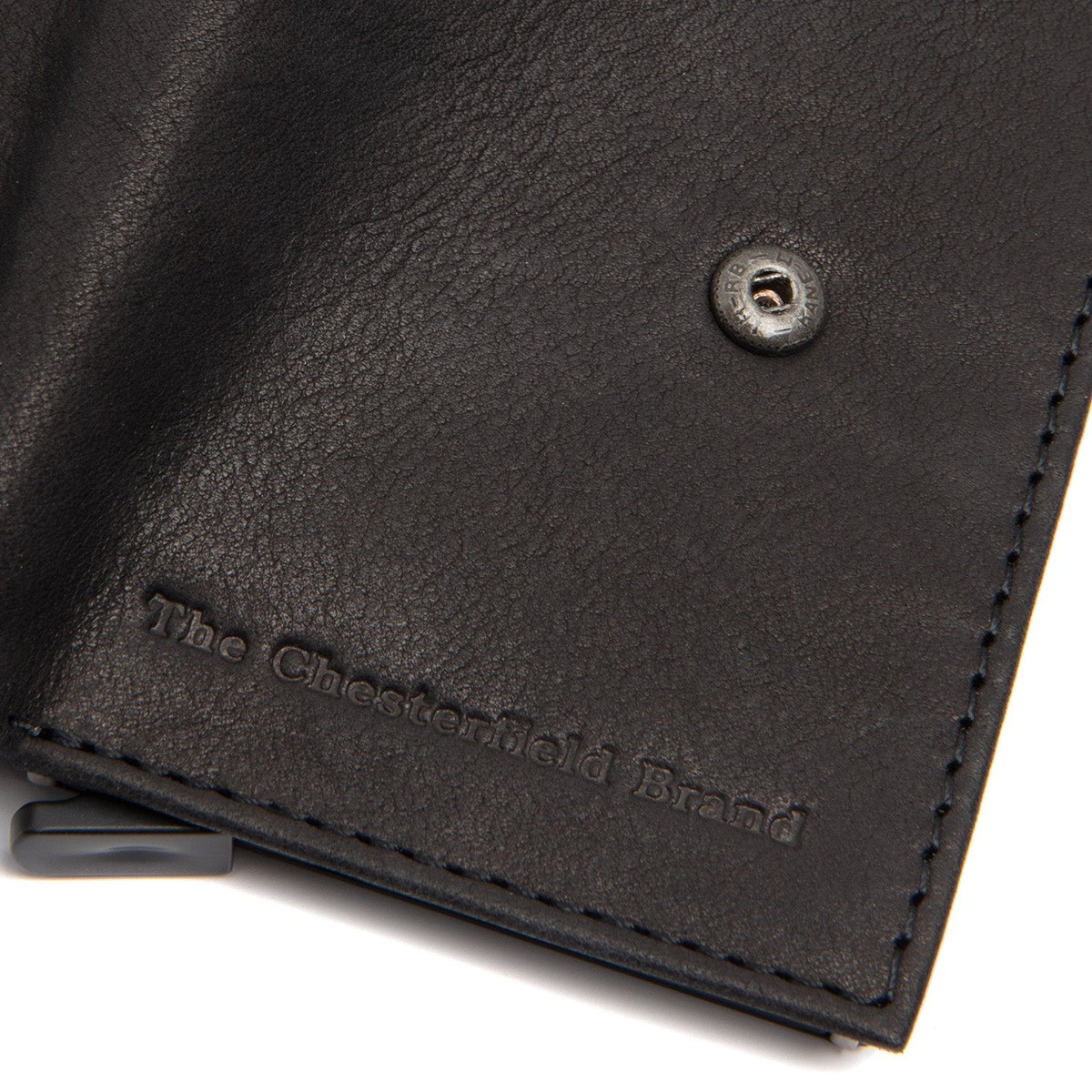 
Solid Antique Brass Hardware & Heavy-Duty Dual Zipper Detail on Torola Full-Grain Leather Card Holder