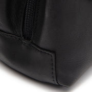 
Authentic 100% Full-Grain Leather Grain Texture & Heavy-Duty Seam Stitching Detail