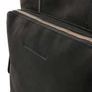 
Solid Antique Brass Hardware & Heavy-Duty Dual Zipper Detail on Alicante Full-Grain Leather Shopper