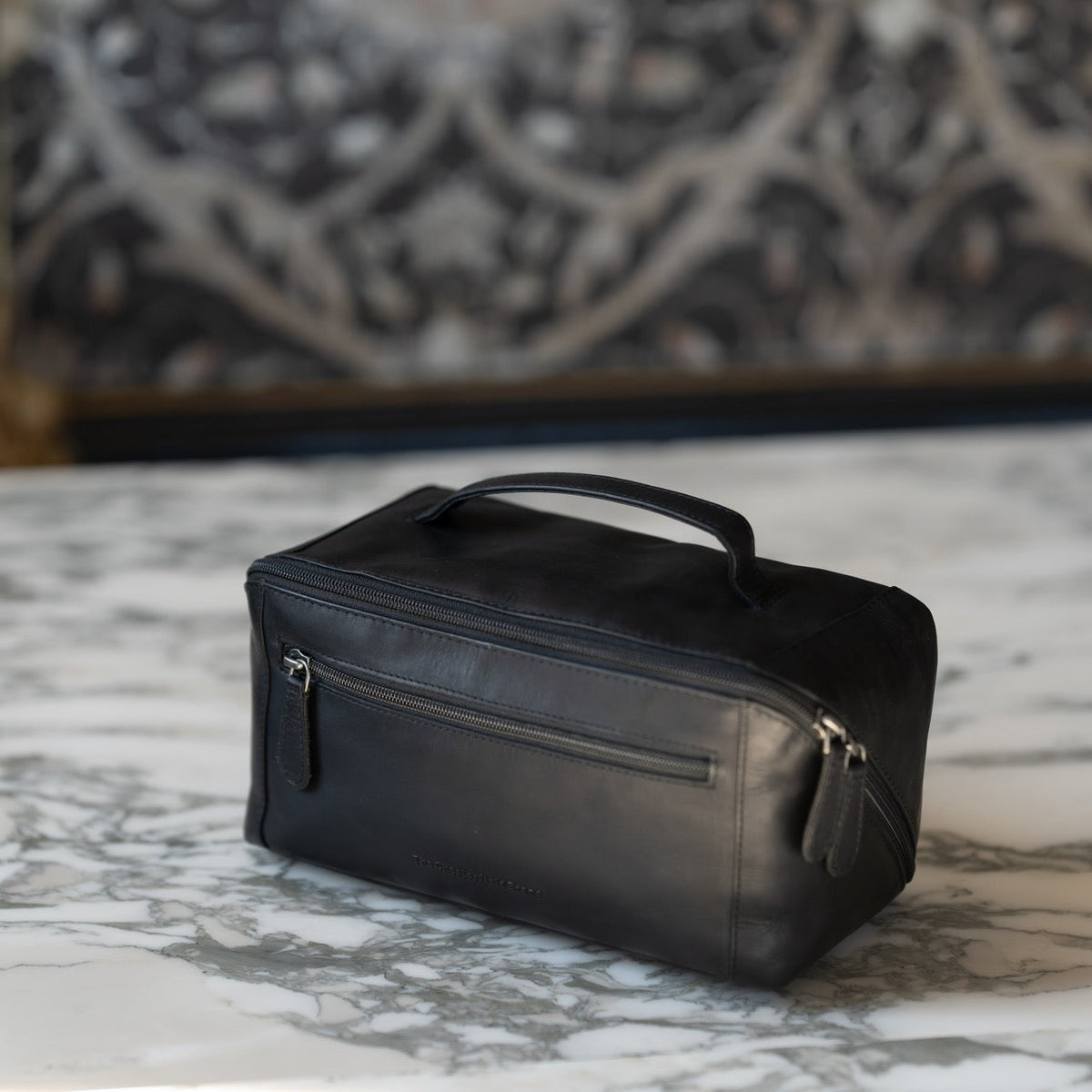 
Classic 100% Full-Grain leather Goods - Back View Showing Tailored Shoulder Fit & Clean Hemline