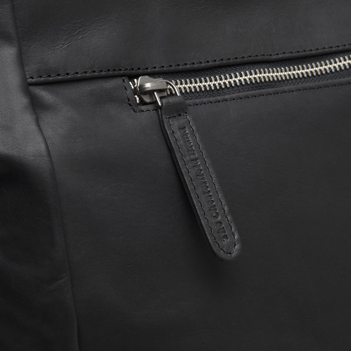 
Solid Antique Brass Hardware & Heavy-Duty Dual Zipper Detail on Berlin Full-Grain Leather Tote Bag