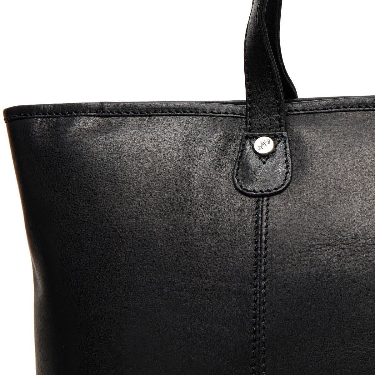 
Solid Antique Brass Hardware & Heavy-Duty Dual Zipper Detail on Ferrera Full-Grain Leather Tote Bag