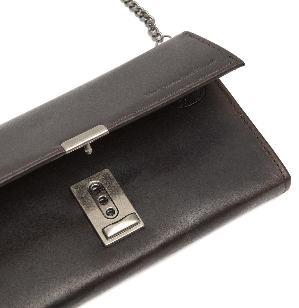 
Solid Antique Brass Hardware & Heavy-Duty Dual Zipper Detail on Bora Full-Grain Leather Waiter Wallet