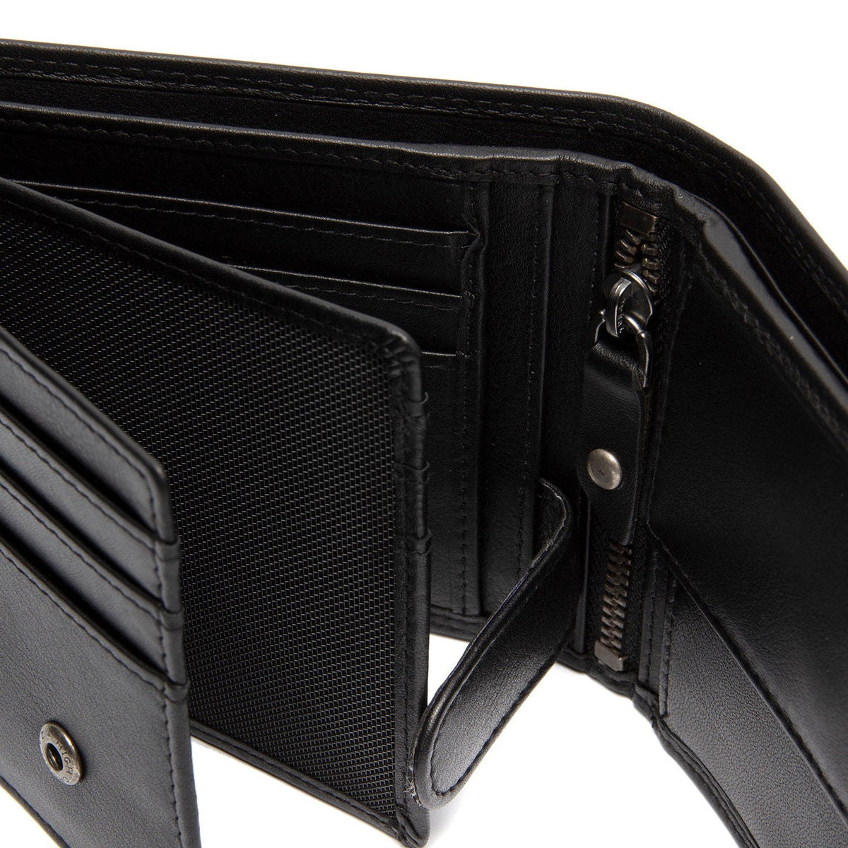 
Hendrick Full-Grain Leather Wallet - Structured Side Profile Showing Gusset Depth & Expansion Capacity