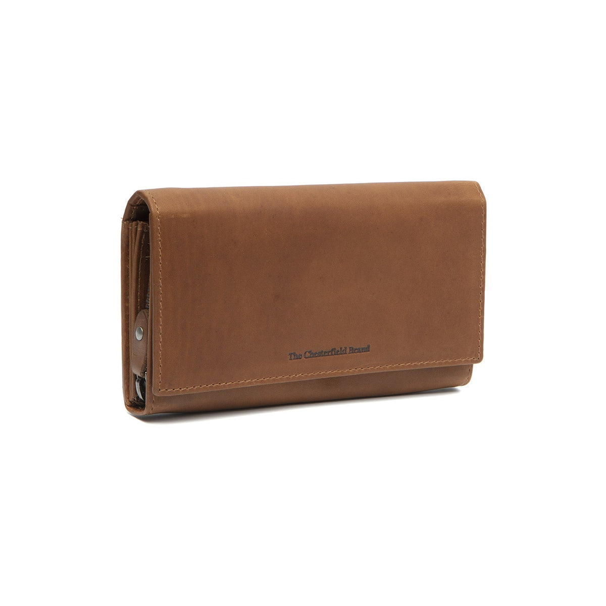 
100% Full-Grain Wax Pull-Up 100% Full-Grain Leather Grain Texture & Handcrafted Patina Detail