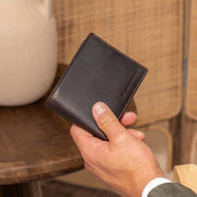 
Everyday Carry Perspective Showing Ergonomic Grab Handle & Strap Comfort